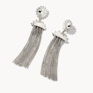 Kendra Scott Sienna Sun Statement Earrings in Silver
